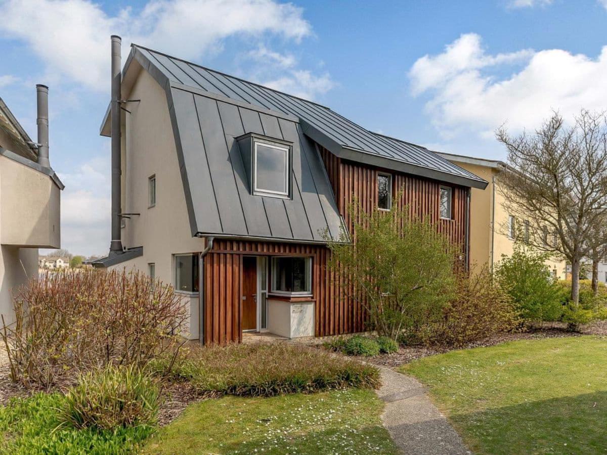Cotswolds Lakehouse, With Hot Tub & Spa Access, Lower Mill Estate Somerford Keynes Exteriör bild